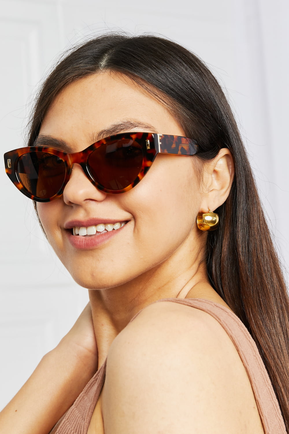 Tortoiseshell Acetate Frame Sunglasses - Carly Joann's Closet