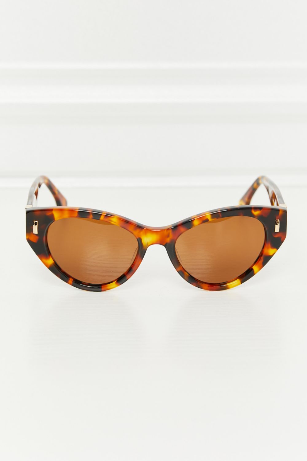 Tortoiseshell Acetate Frame Sunglasses - Carly Joann's Closet